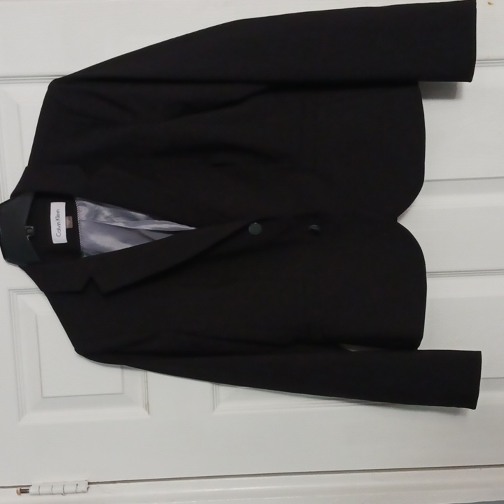 Calvin Klein Sleek Classic Blazer